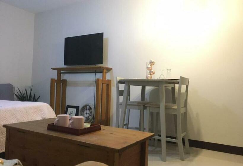 Cozy Condo In Saekyung 956 With Free Highspeed Internet Connection