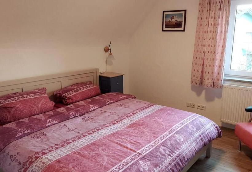 Gemütliche Ferienwohnung Auf 2 Etagen Mit Dachterrasse