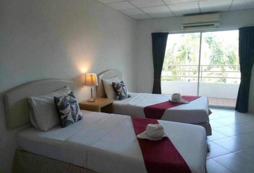 Hotel โรงแรมเวลลิงตัน