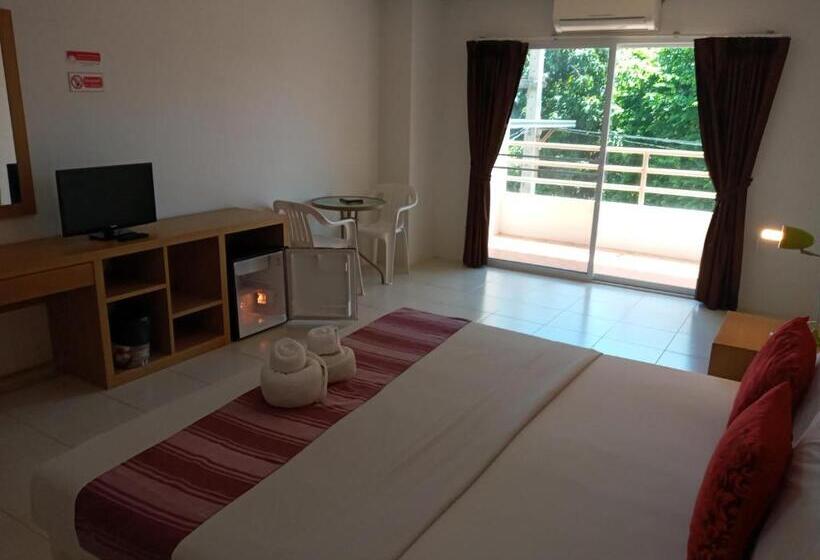 Hotel โรงแรมเวลลิงตัน