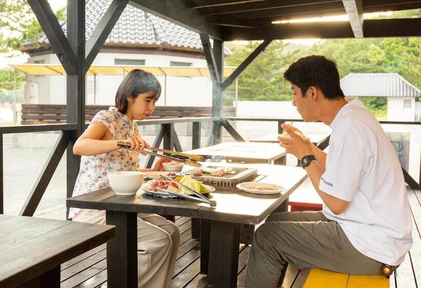 فندق 直島町ふるさと海の家 つつじ荘 Seaside Park Stay Tsutsujiso