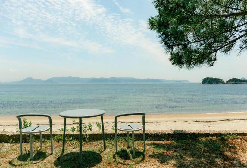 فندق 直島町ふるさと海の家 つつじ荘 Seaside Park Stay Tsutsujiso