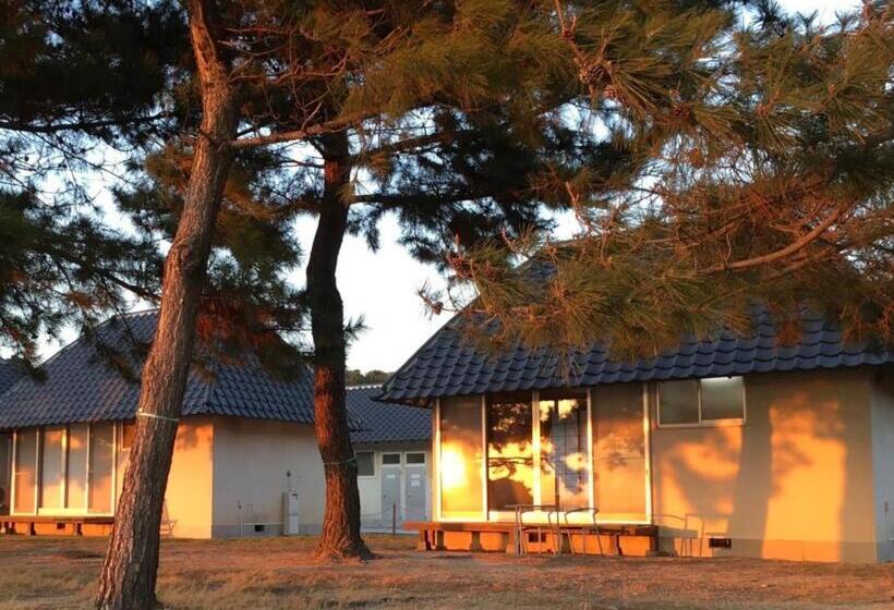 فندق 直島町ふるさと海の家 つつじ荘 Seaside Park Stay Tsutsujiso