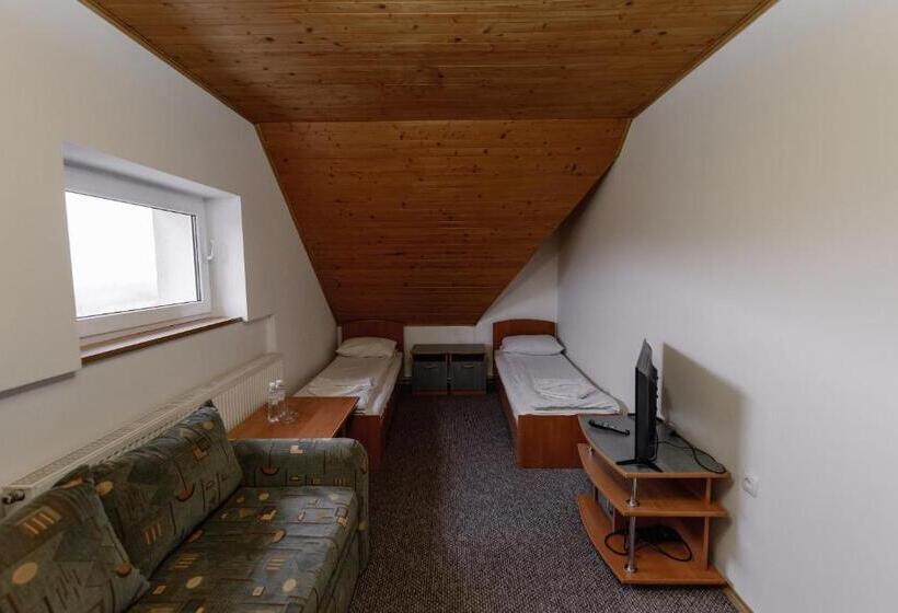 Отель готель яблуниця