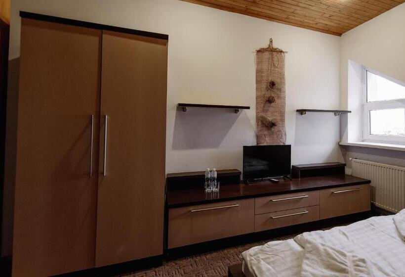 Отель готель яблуниця