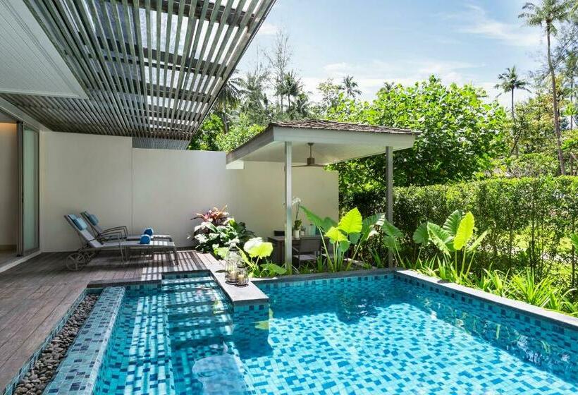 Отель Avani Plus Khao Lak Resort