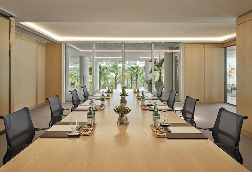 Four Seasons Hotel And Residences Fort Lauderdale