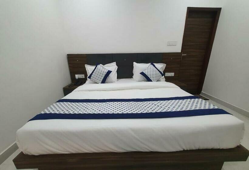 בית מלון כפרי Kds Residency