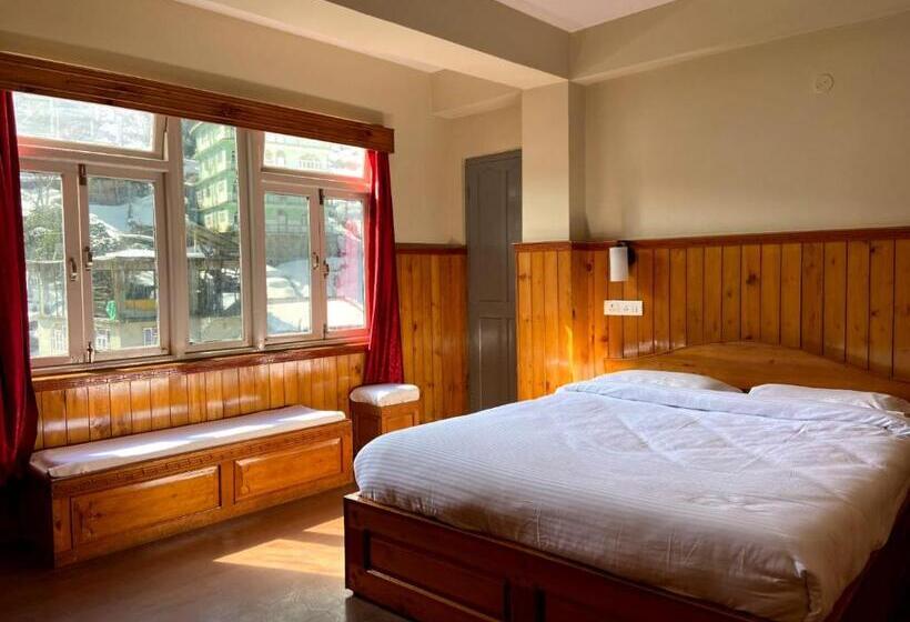 فندق Khenkhim Regency, Lachen All Meals Included