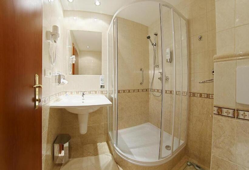 فندق Kúpele Brusno   Ld Poľana