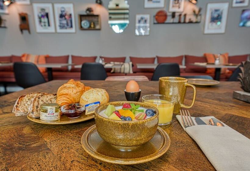 Nyce Hotel Bonn, Trademark Collection By Wyndham