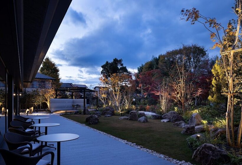 هتل Okura Kyoto Okazaki Bettei  Age Requirement 12 Over