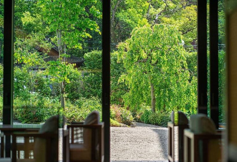 هتل Okura Kyoto Okazaki Bettei  Age Requirement 12 Over