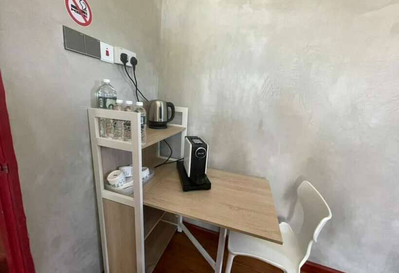 ホテル Oyo 90370 D Tampi Homestay