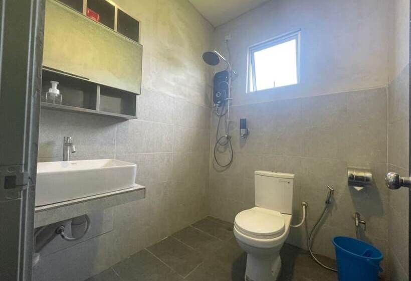 ホテル Oyo 90370 D Tampi Homestay