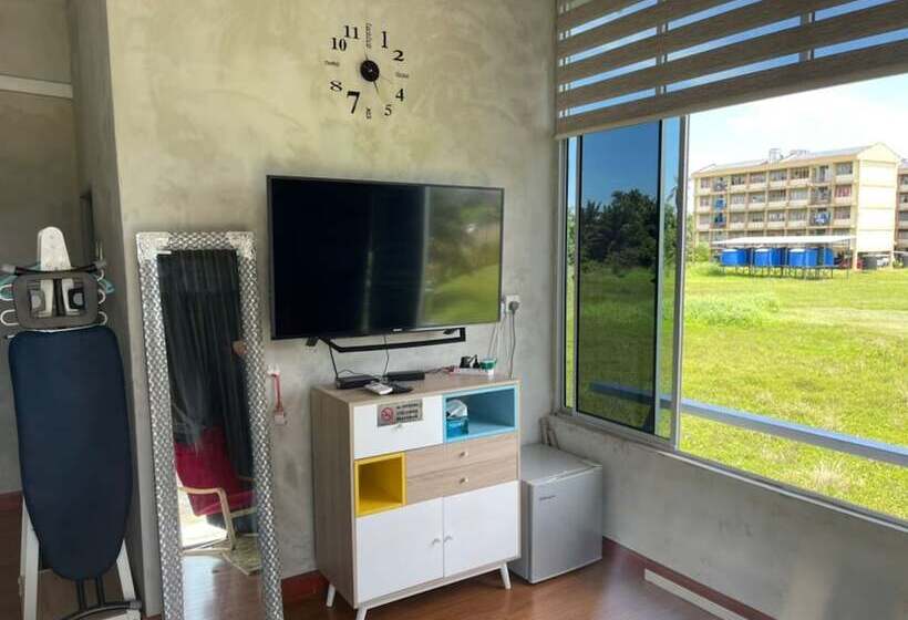 ホテル Oyo 90370 D Tampi Homestay