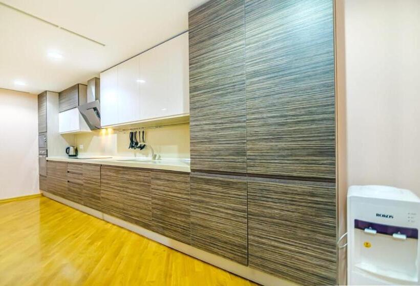 هتل Port Baku Residance 710 A