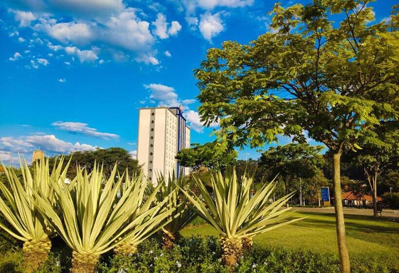 Отель Rainha Dos Apóstolos