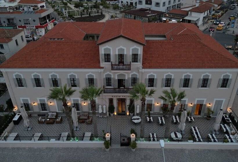 ホテル Rasim Palas