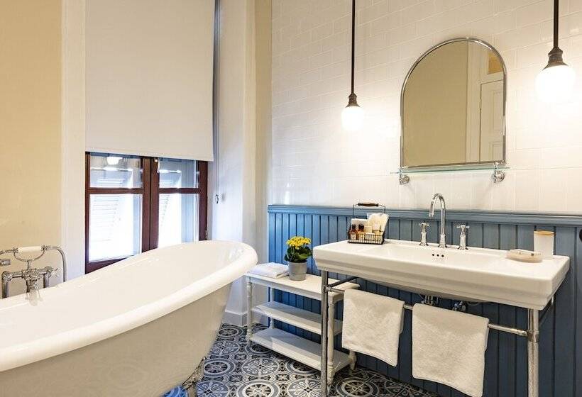 ホテル Rasim Palas