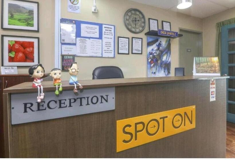 בית מלון כפרי Check Inn 2 Brinchang