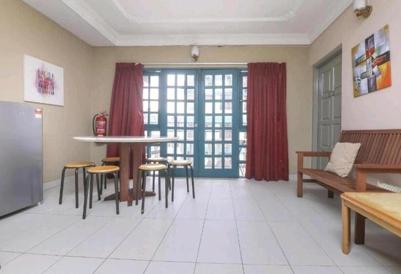 בית מלון כפרי Check Inn 2 Brinchang