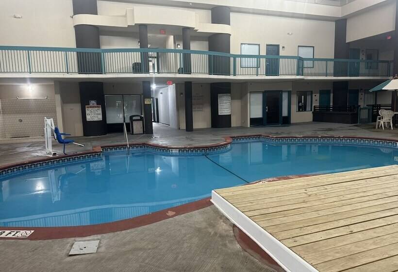 هتل Studio 6 Savannah, Ga Gateway & I95