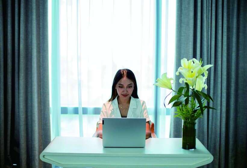 Отель The 1o1 Jakarta Airport Cbc