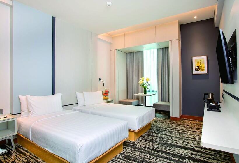 Отель The 1o1 Jakarta Airport Cbc