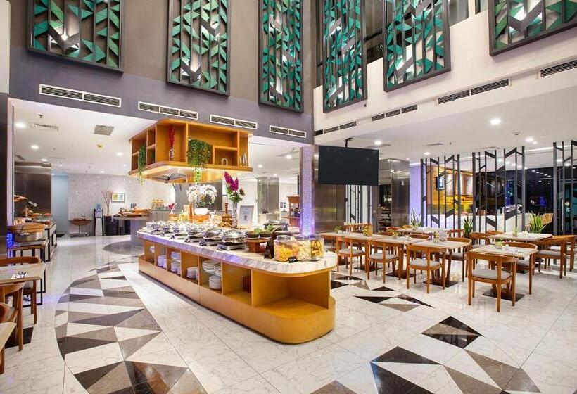 Отель The 1o1 Jakarta Airport Cbc