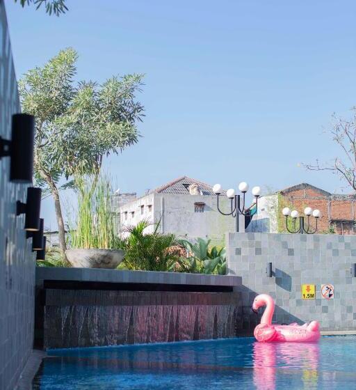 Отель The 1o1 Jakarta Airport Cbc