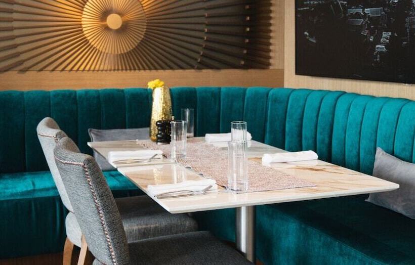 هتل The Carlin Boutique