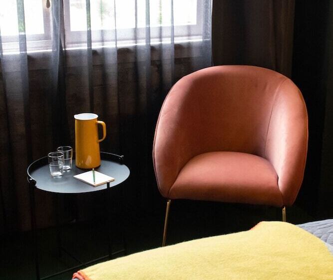 בית מלון כפרי The Intrepid