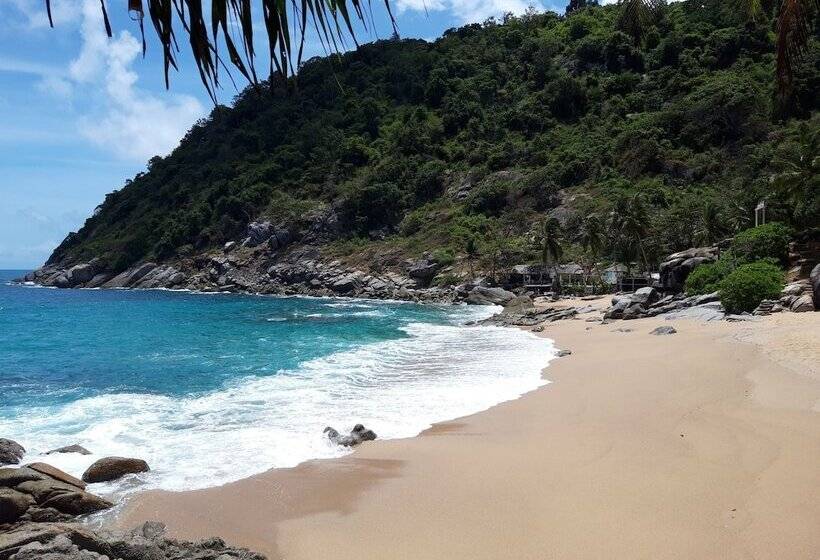 Отель The Pace Phuket Boutique Resort