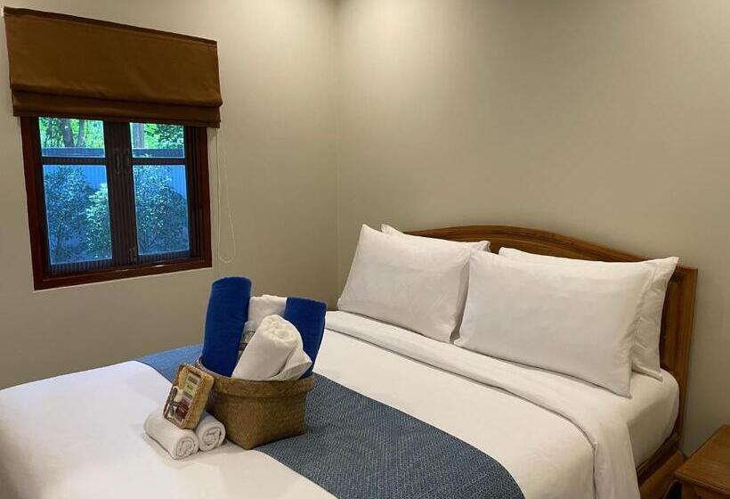 Отель The Pace Phuket Boutique Resort