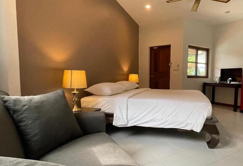 Отель The Pace Phuket Boutique Resort