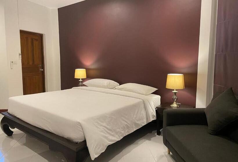 Отель The Pace Phuket Boutique Resort