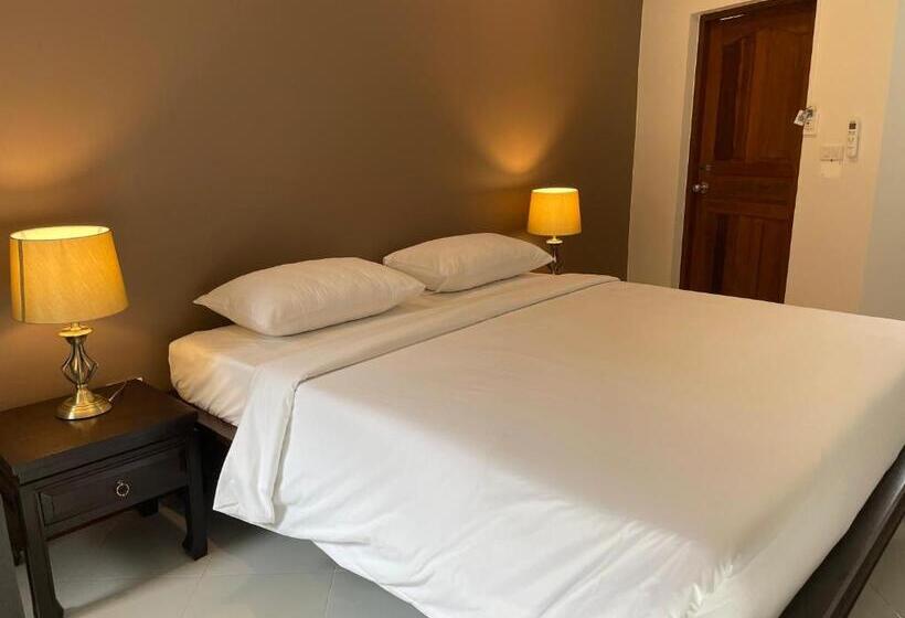 Отель The Pace Phuket Boutique Resort