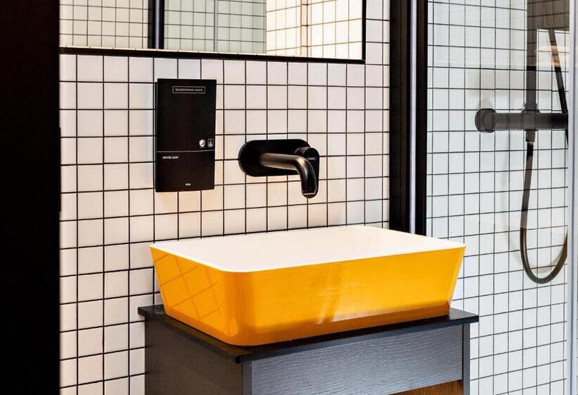 호텔 The Snug Townhouse