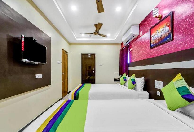 호텔 Treebo Sripadha Residency Alipiri Road