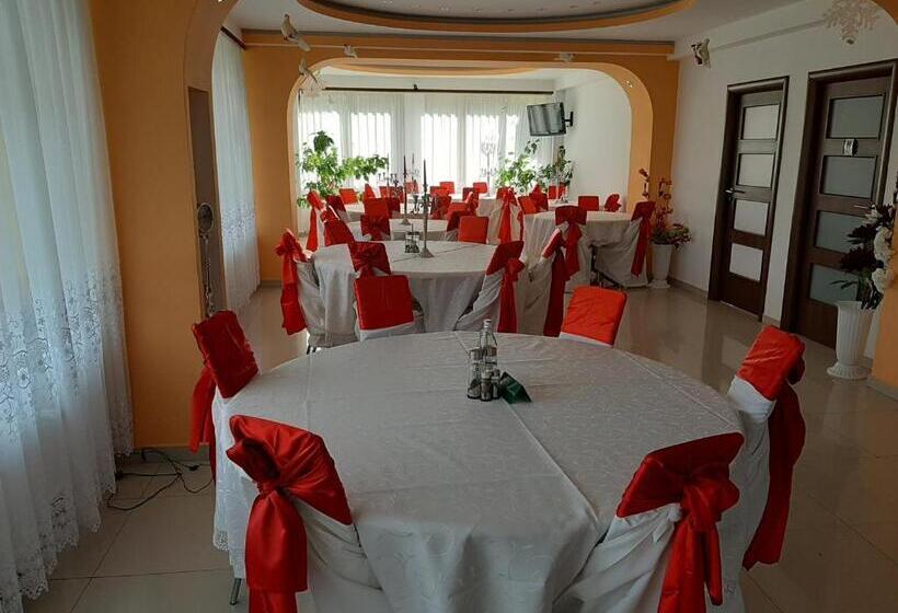 בית מלון כפרי Vila Dolly