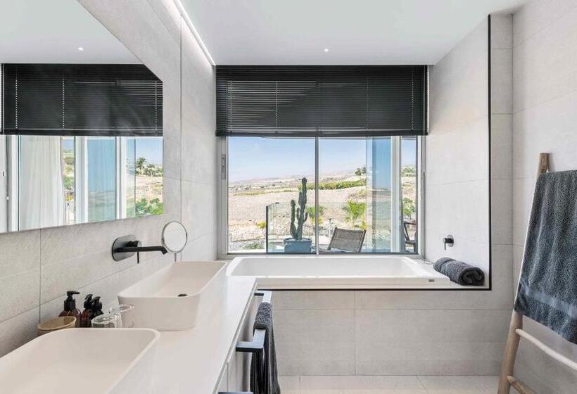 Karat Villa Balansa Rokabella