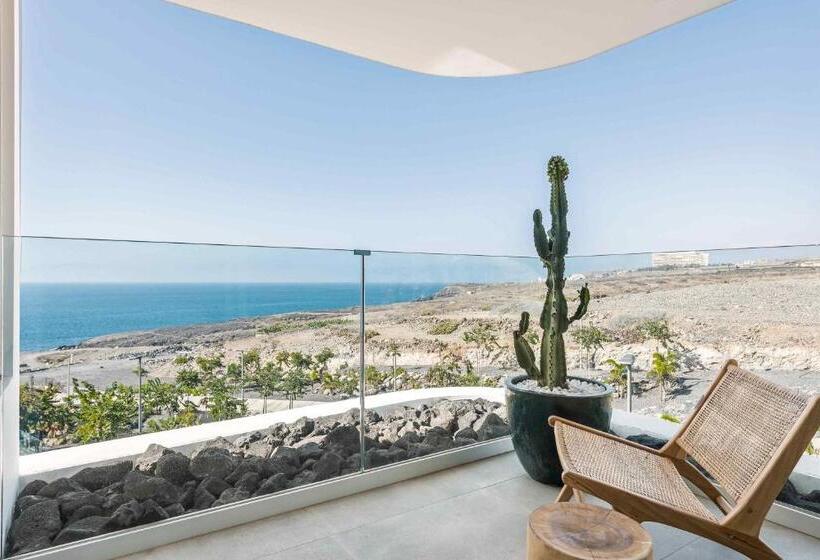 Karat Villa Balansa Rokabella