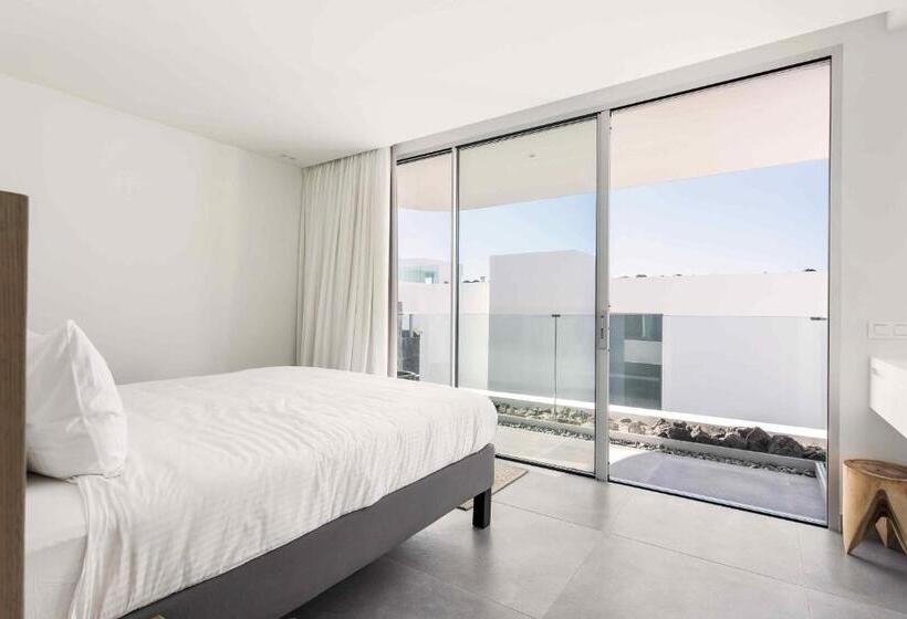 Karat Villa Balansa Rokabella