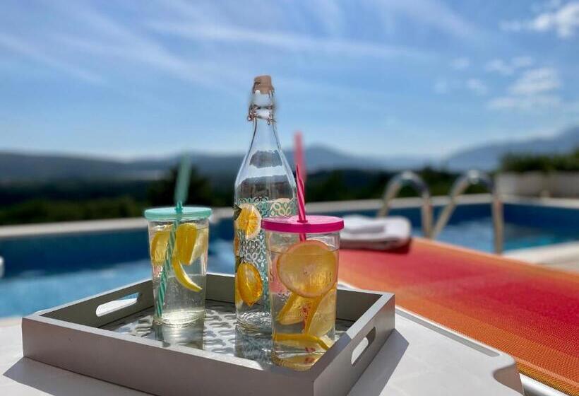 La Mer Apartments Kotor