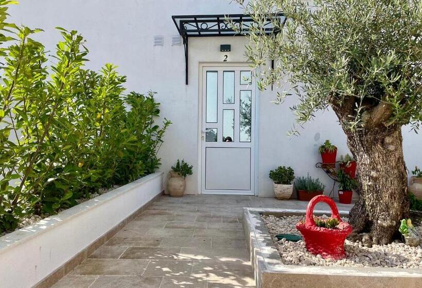 La Mer Apartments Kotor