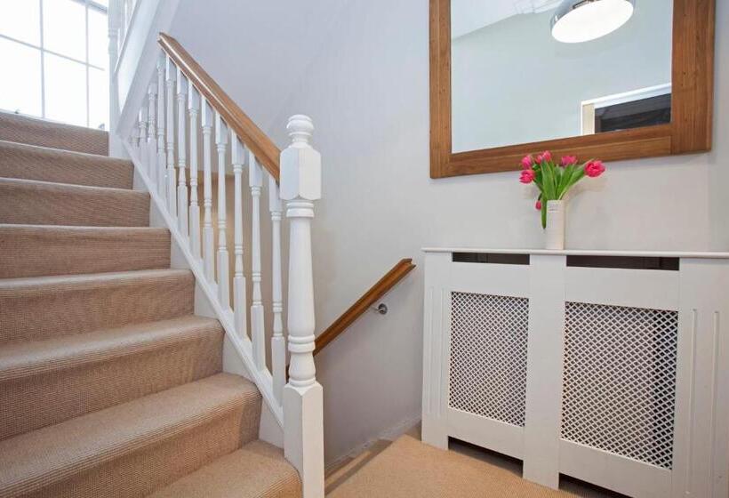 Marylebone Luxury 2 Bed Duplex With Terrace