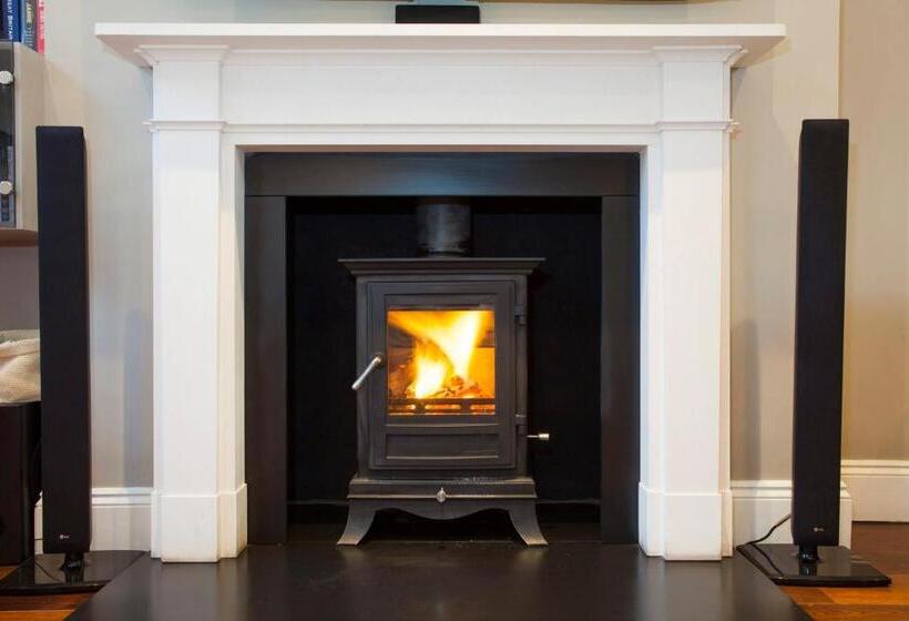 Marylebone Luxury 2 Bed Duplex With Terrace