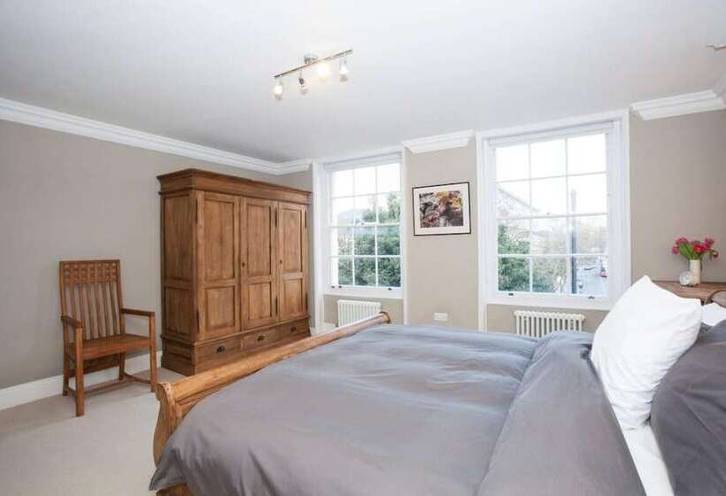 Marylebone Luxury 2 Bed Duplex With Terrace