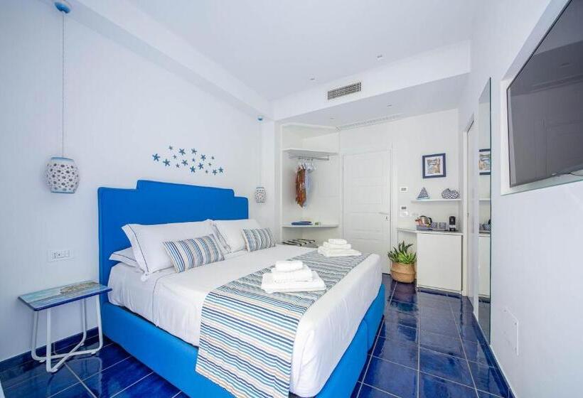 פנסיון 4blu Camere Marine